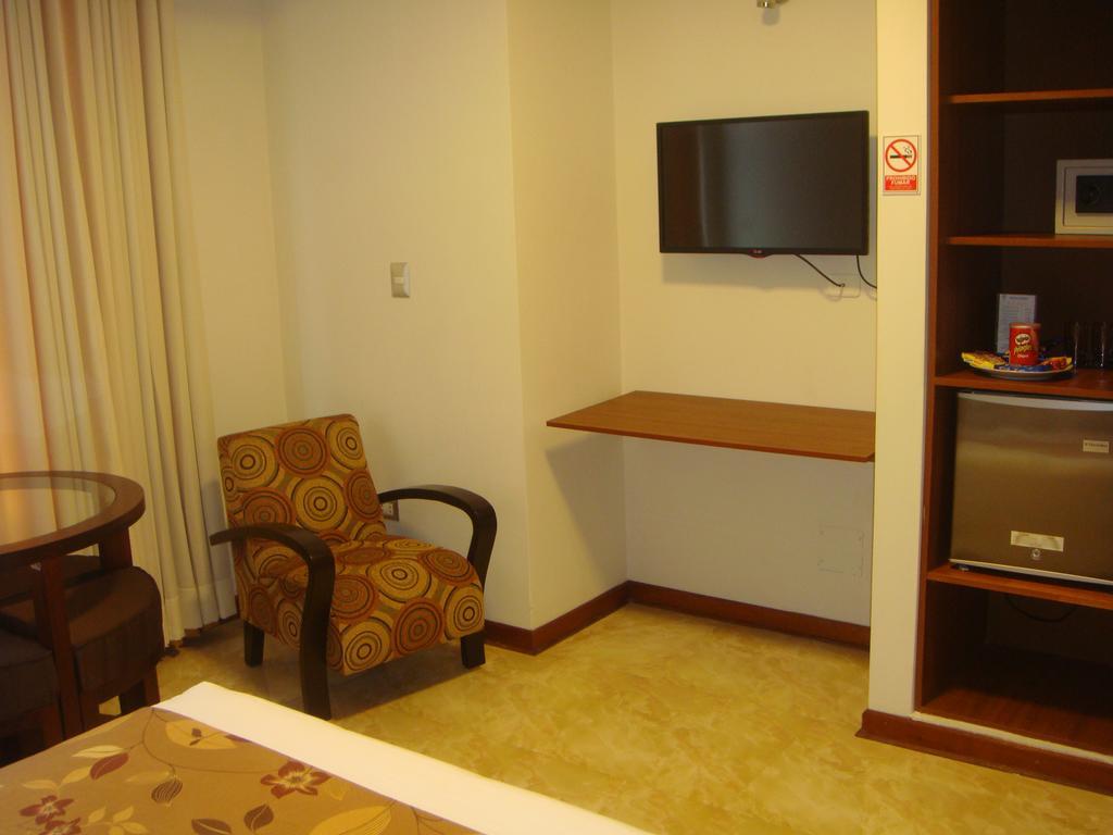 Hotel Europa Iquitos Eksteriør billede