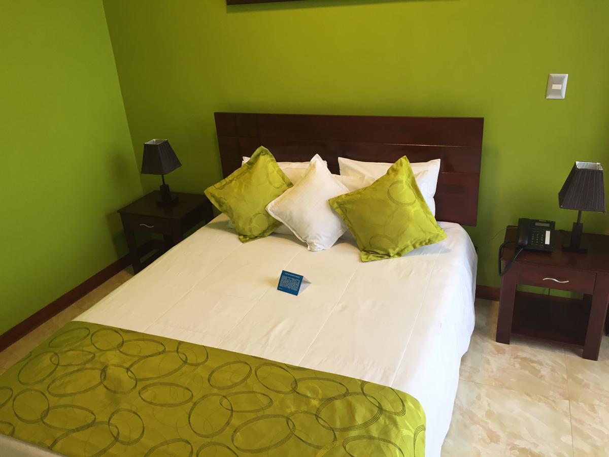 Hotel Europa Iquitos Eksteriør billede